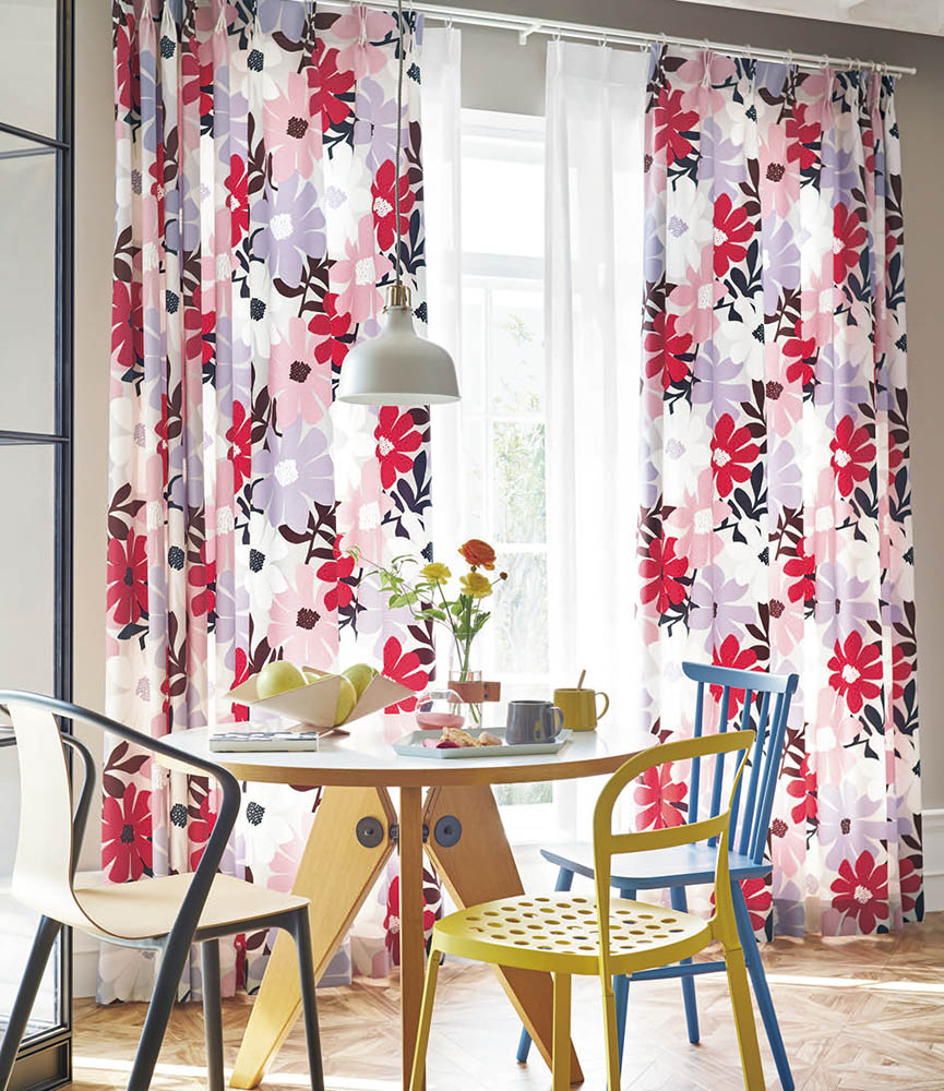  �y�k���z�V���G�b�g�`�k���e�C�X�g���C���[�W���č��グ���A�F�N�₩�ȃt�����[�v�����g�ł��B 