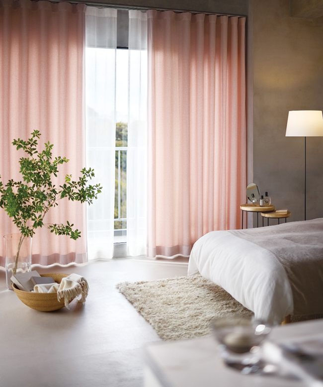  �ȂȂ��D��`�ȂȂ��D��Ƃ������_���Ȋ�̐D��g�D�ł��B�R���g���X�g�̂��鎅�ŁA�X�}�[�g�Ȓ��ɐe���݂₷�����͋C��Z���܂��B 