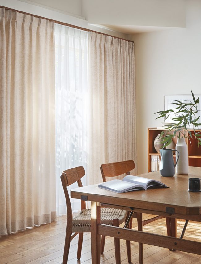 密かに芽吹くハーブたち〜密かに芽吹くハーブたちを、ふっくらと織り上げました。ナチュラルな暮らしに馴染むフレッシュなカラーリングです