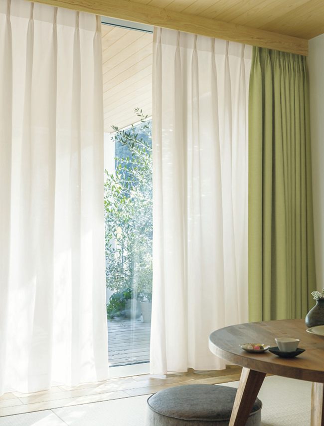 【遮像】部屋の採光性が高いボイル〜ウェーブロンプラスの糸を使い、昼夜の遮像性、部屋の採光性が高いボイルカーテンです。