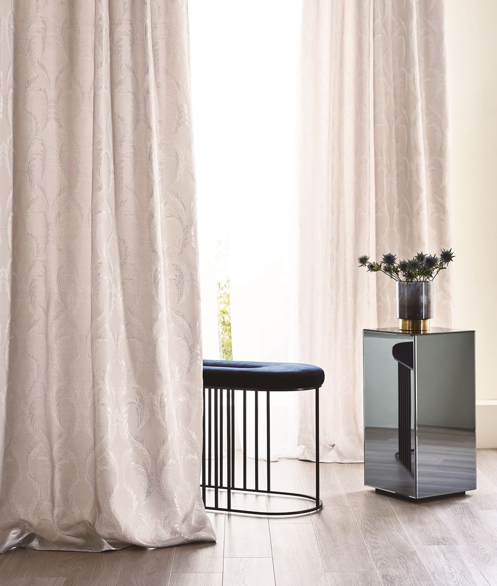  藬悤ȃI[ig͗l`iȉA藬悤ȃI[ig͗lGKgȈۂ̃J[ełB 