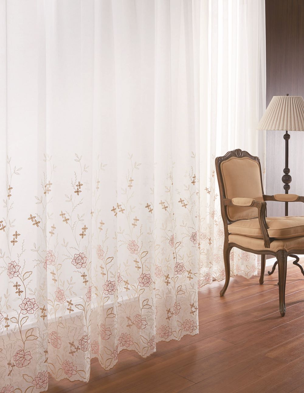  GKgȃõfUC@ׂȎhJŕ\܂B`GKgȃõfUC@ׂȎhJŕ\܂B 