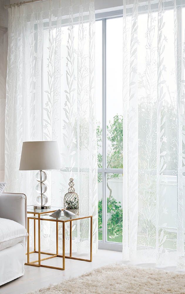 ユリの花をストライプ状にデザイン〜ユリの花をストライプ状にデザインした、かわいらしい雰囲気の オパールプリントです。