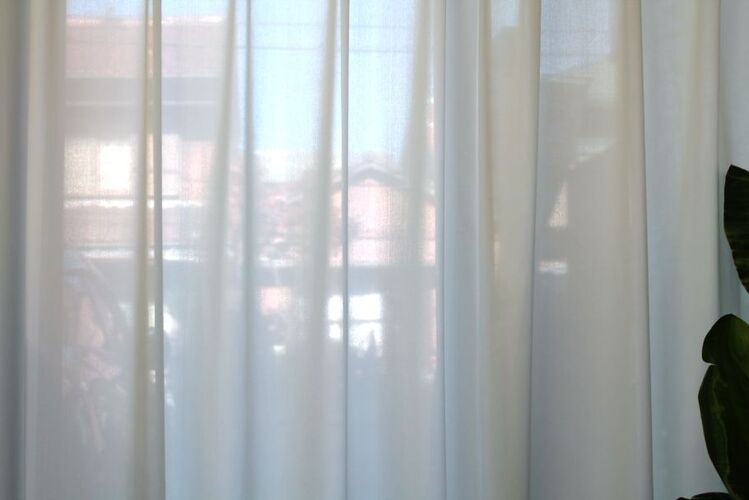 高密度レースカーテン