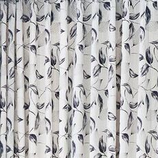 豊富な遮熱ドレープ